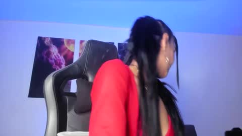 melannia_hills online show from 01-19-25, 07:15