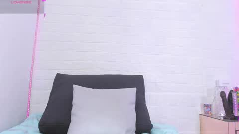 melannie roses online show from 02-11-25, 12:06