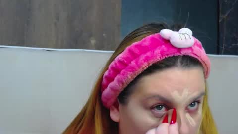 melanniebrown online show from 12-17-25, 06:41