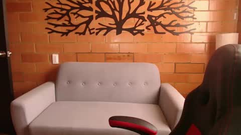 Melanny online show from 02-24-25, 03:20