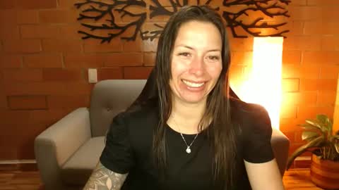 Melanny online show from 04-25-26, 12:19