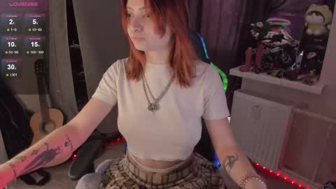 Snapshot of melante_s chatting on 09-10-25, 12:49 Ash online show from 09-10-25, 12:49