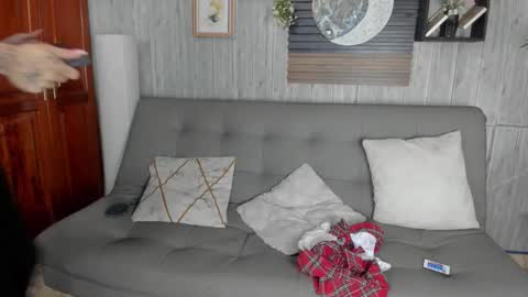 Melany online show from 10-16-25, 02:40