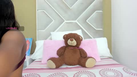 Snapshot of melany_ebonyy chatting on 02-08-25, 11:22 Melanie online show from 02-08-25, 11:22