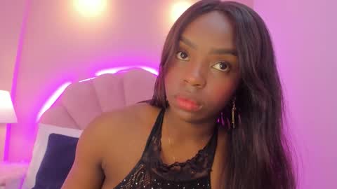 Snapshot of melany_ebonyy chatting on 10-06-25, 03:37 Melanie online show from 10-06-25, 03:37