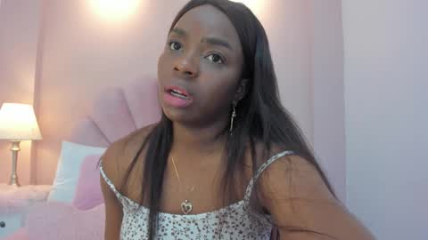 Snapshot of melany_ebonyy chatting on 11-18-25, 03:45 Melanie online show from 11-18-25, 03:45