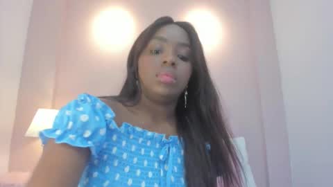 Snapshot of melany_ebonyy chatting on 11-24-25, 03:39 Melanie online show from 11-24-25, 03:39