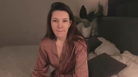 Snapshot of melany_jass chatting on 11-27-25, 01:40 Melany online show from 11-27-25, 01:40