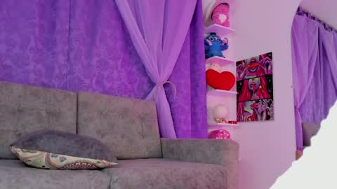 Snapshot of melany_jhonsonn chatting on 05-04-26, 03:24 melany_jhonsonn online show from 05-04-26, 03:24