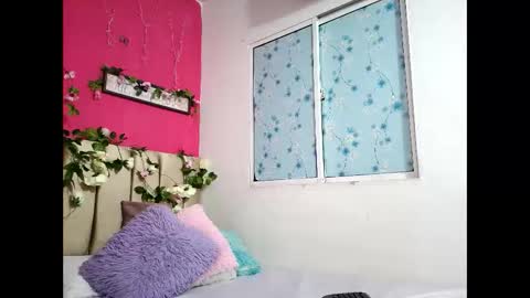 Snapshot of melany_mayerss chatting on 09-27-25, 03:44 melany_mayerss online show from 09-27-25, 03:44