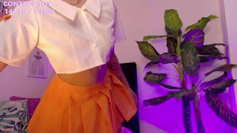 Snapshot of melany_na chatting on 03-09-26, 10:25 Melany online show from 03-09-26, 10:25