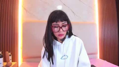 Snapshot of melanyharris chatting on 05-12-26, 02:47 MELANYHARRIS online show from 05-12-26, 02:47