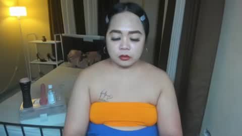 Snapshot of melayfoxx chatting on 05-03-26, 12:22 melayfoxx online show from 05-03-26, 12:22