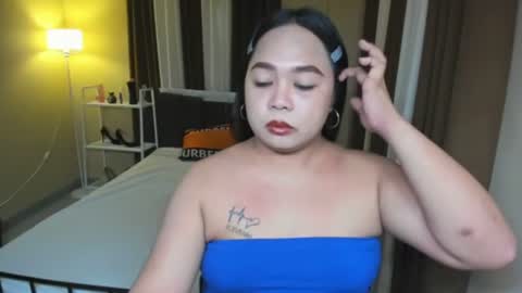 Snapshot of melayfoxx chatting on 05-09-26, 05:40 melayfoxx online show from 05-09-26, 05:40