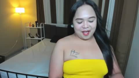 Snapshot of melayfoxx chatting on 05-14-26, 12:12 melayfoxx online show from 05-14-26, 12:12