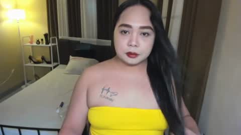 Snapshot of melayfoxx chatting on 05-24-26, 04:34 melayfoxx online show from 05-24-26, 04:34