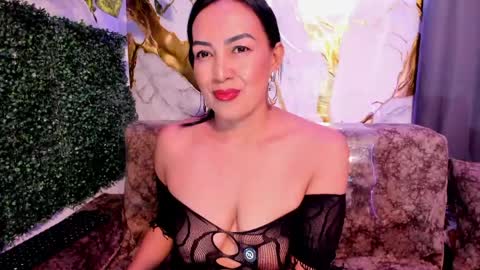 Snapshot of meleekxxx chatting on 05-14-26, 08:26 MeleekXXX online show from 05-14-26, 08:26