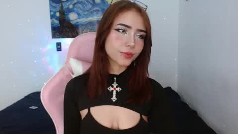 Snapshot of melhoneymoon chatting on 10-17-25, 02:59 Mel online show from 10-17-25, 02:59