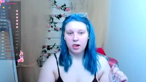 Snapshot of melibooo chatting on 05-05-26, 01:19 Meli online show from 05-05-26, 01:19