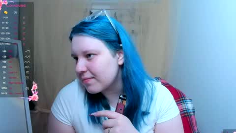 Snapshot of melibooo chatting on 05-07-26, 06:46 Meli online show from 05-07-26, 06:46