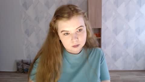 Snapshot of melina_beauty chatting on 10-25-25, 09:06 Melina online show from 10-25-25, 09:06