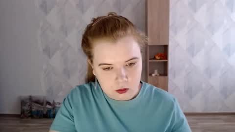 Snapshot of melina_beauty chatting on 11-02-25, 07:44 Melina online show from 11-02-25, 07:44