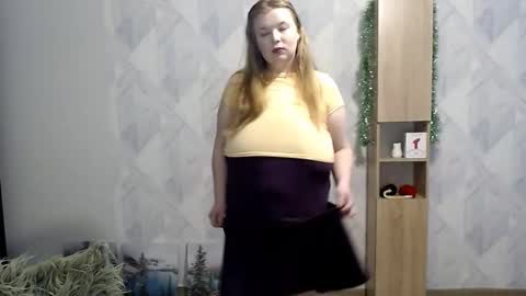 Snapshot of melina_beauty chatting on 12-05-25, 05:38 Melina online show from 12-05-25, 05:38