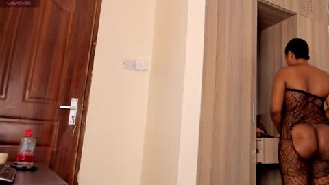 rose online show from 12-27-24, 03:09