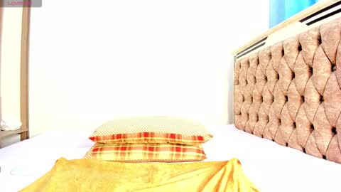 rose online show from 10-29-25, 04:37