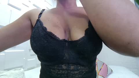 Melissa online show from 01-27-25, 01:30