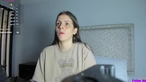 Melissa online show from 03-06-25, 01:03