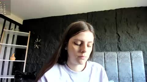 Melissa online show from 07-28-26, 01:43