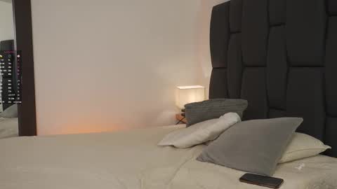 On vacation until Monday online show from 11-05-25, 12:27