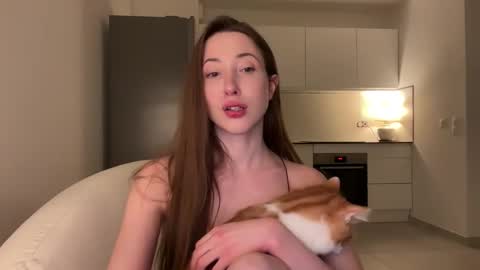 Melissa  Next live Dec 6st 2000 CET online show from 03-11-26, 12:49