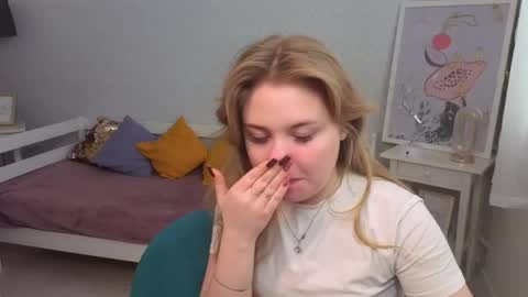 Sophia online show from 04-06-26, 05:19