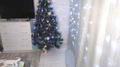 Snapshot of melissa__ray chatting on 01-16-25, 05:23 Melissa Ray online show from 01-16-25, 05:23