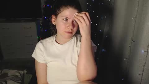 Snapshot of melissa__ray chatting on 01-16-25, 08:25 Melissa Ray online show from 01-16-25, 08:25