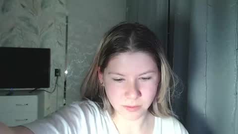 Snapshot of melissa__ray chatting on 01-30-25, 05:39 Melissa Ray online show from 01-30-25, 05:39