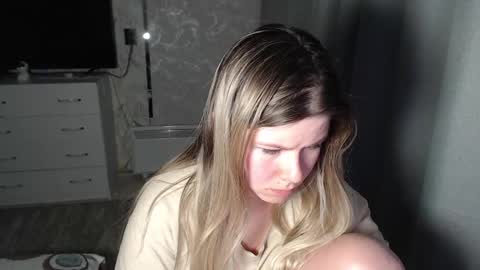 Snapshot of melissa__ray chatting on 02-12-25, 05:37 Melissa Ray online show from 02-12-25, 05:37