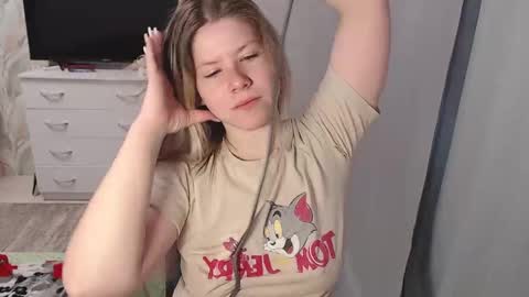 Snapshot of melissa__ray chatting on 02-21-25, 02:50 Melissa Ray online show from 02-21-25, 02:50