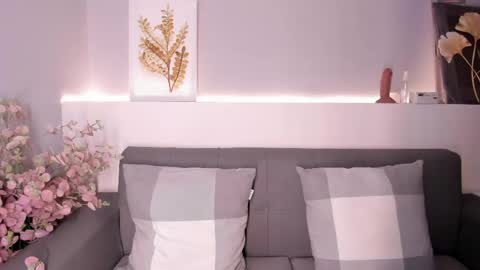 Snapshot of melissa__saenz_ chatting on 04-20-26, 03:53 M E L I S S A online show from 04-20-26, 03:53
