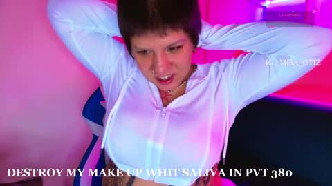 Snapshot of melissa_adamsxxx chatting on 10-09-25, 11:08 Lissa online show from 10-09-25, 11:08