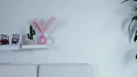 Snapshot of melissa_latingirl chatting on 02-24-25, 10:26 Melissa online show from 02-24-25, 10:26