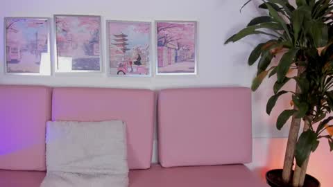 Snapshot of melissa_latingirl chatting on 09-23-25, 05:10 Melissa online show from 09-23-25, 05:10