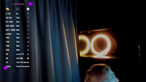 Snapshot of melissa_milton chatting on 05-18-26, 06:14 Melissa - Your Dream Girl online show from 05-18-26, 06:14