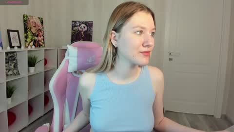 melissa_moooree online show from 03-11-25, 08:20