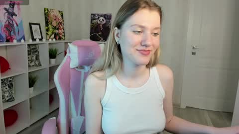 melissa_moooree online show from 03-12-25, 11:42
