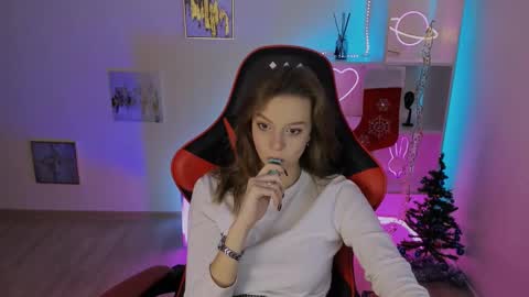 Melissa online show from 12-12-24, 02:37