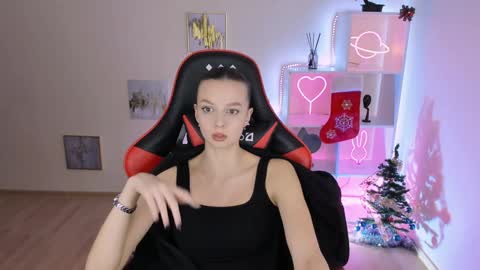 Melissa online show from 12-18-24, 08:47