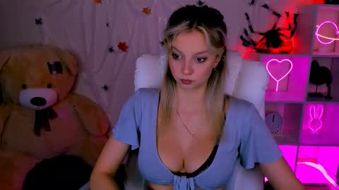 Melissa online show from 11-06-25, 12:28